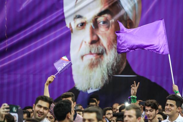 از ریاست جمهوریِ روحانی تا آخر بازی لذت ببرید از ریاست جمهوریِ روحانی تا آخر بازی لذت ببرید