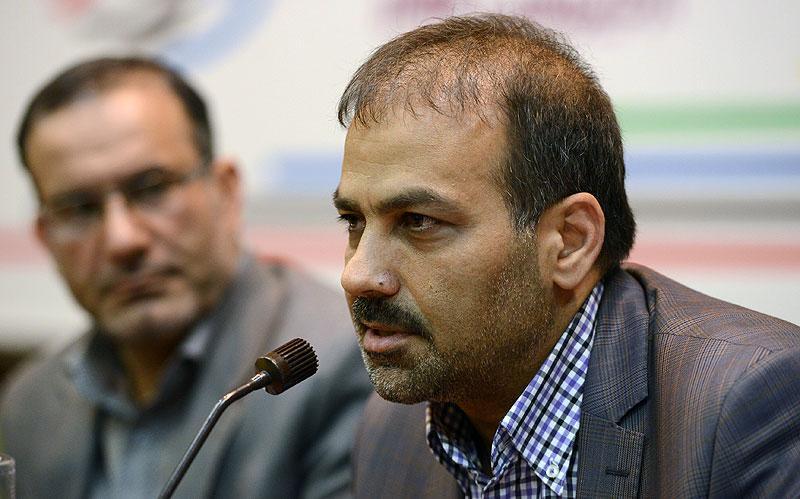 ناظمی: وزارت ورزش در انتخابات فدراسیون فوتبال از هیچ نامزدی حمایت نمی کند