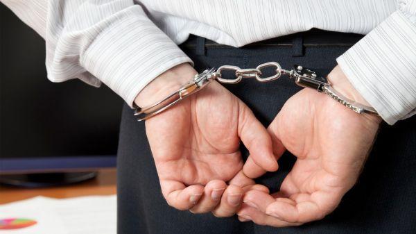 ساعت لوکس خواستگار سارق را لو داد ساعت لوکس خواستگار دزد را لو داد