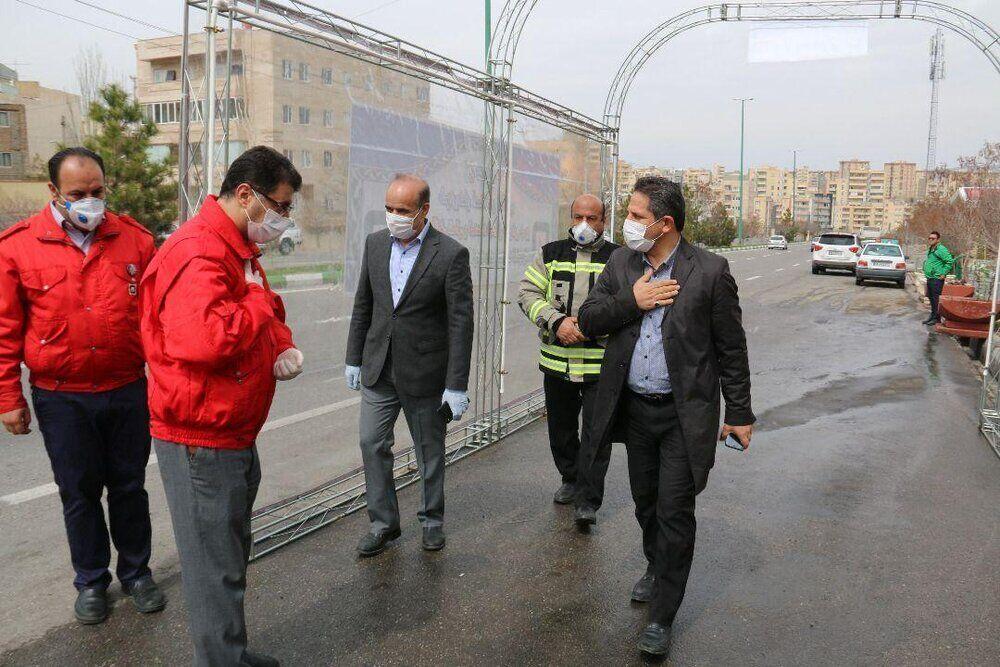 خبرنگاران تونل ضدعفونی خودرو در تبریز رونمایی شد
