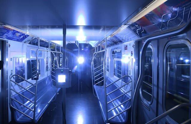 مهار کرونا در مترو نیویورک با اشعه فرابنفش