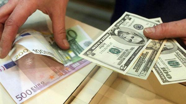 دلار در کانال 20 هزاری باقی ماند دلار در کانال 20 هزاری باقی ماند