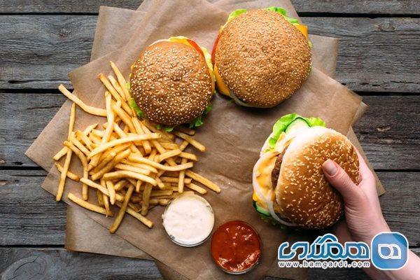 خوردن غذای چرب چه بلایی سرتان می آورد؟ خوردن غذای چرب چه بلایی سرتان می آورد؟