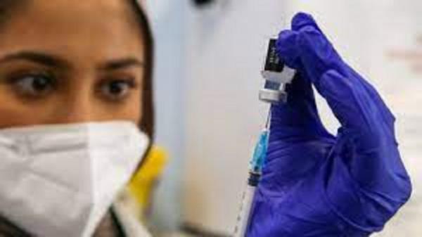 اعزام 15 تیم برای انجام واکسیناسیون کرونا به اندیمشک