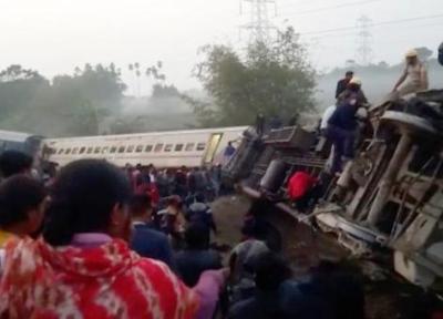 خروج قطار مسافربری از ریل در هند