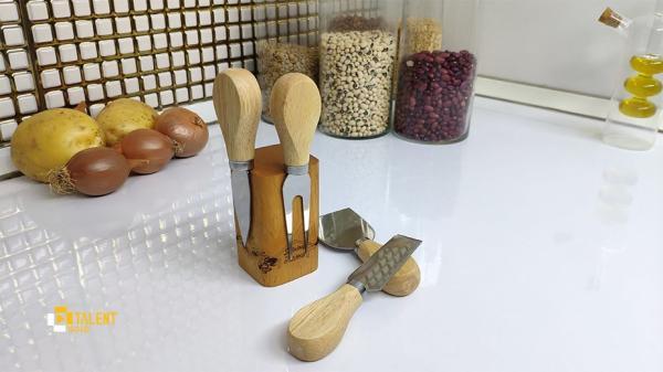 بررسی کارد صبحانه خوری مدل مگنت دار؛ طراحی جدید و جالب آنالیز کارد صبحانه خوری مدل مگنت دار؛ طراحی تازه و جالب